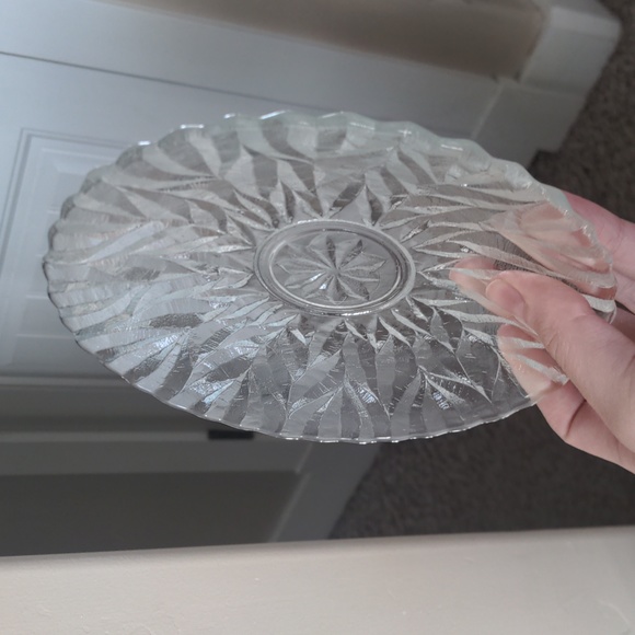 Vintage Mikasa crystal plates - Picture 8 of 11